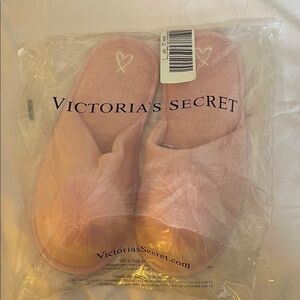 Victoria's Secret Pink Slippers with Fluffy Pom-Pom